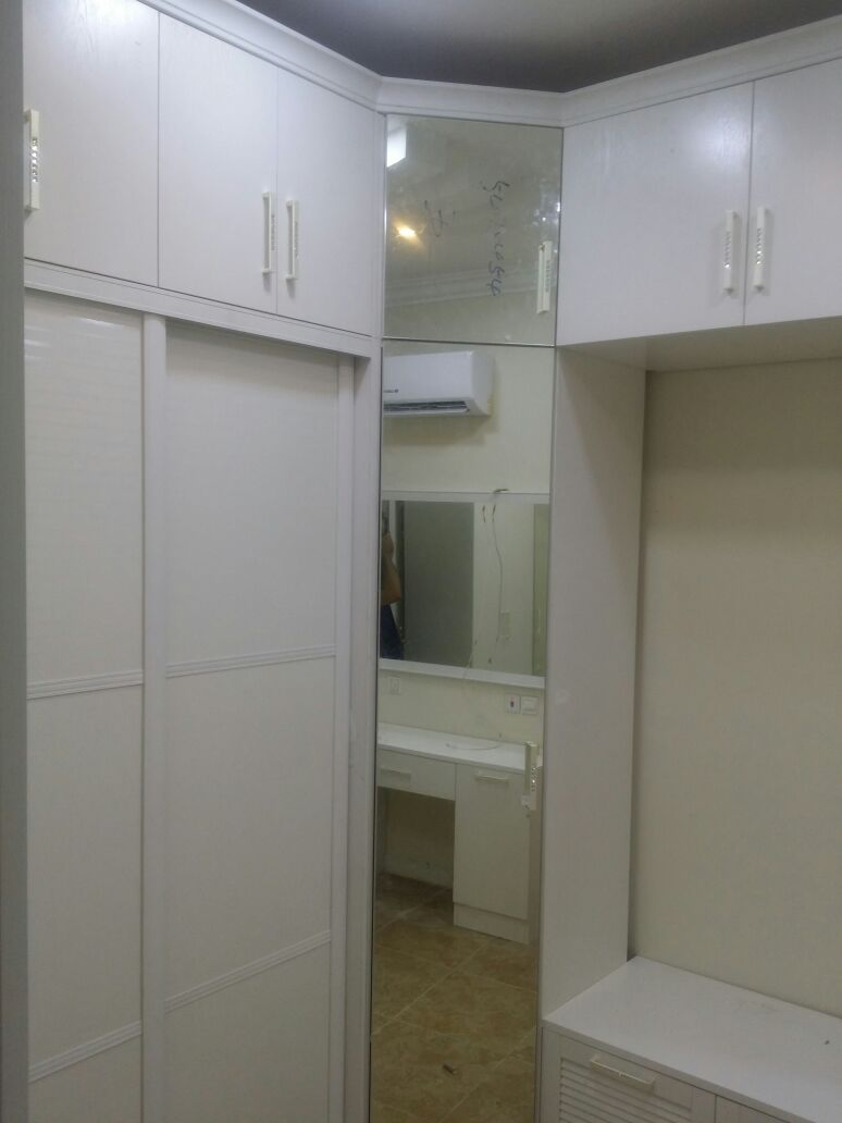 Luxury Custom Melamine Kitchen Cabinets and Walk-in Closets