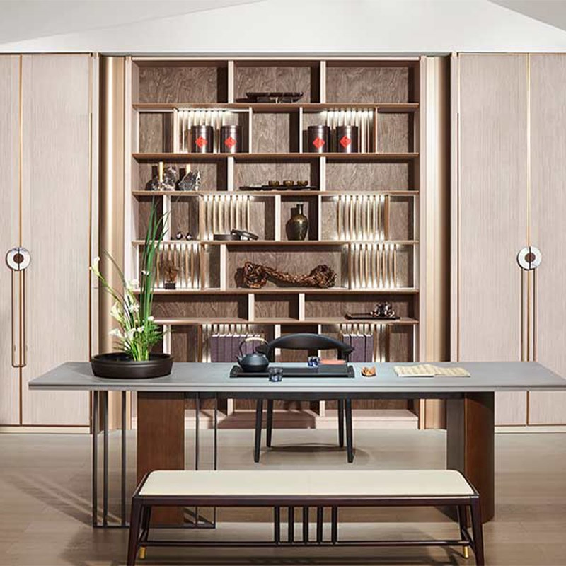 Contemporary Chinese Wooden Walk-in Wardrobe for Efficient Storage