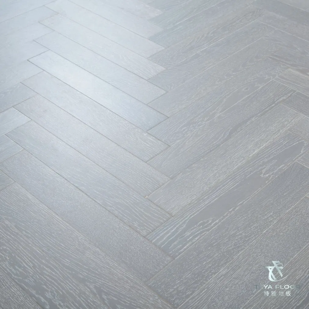 High-Quality Easy Installation Multi-Layers/Herringbone Oak Flooring/Hardwood Flooring/Timber Flooring