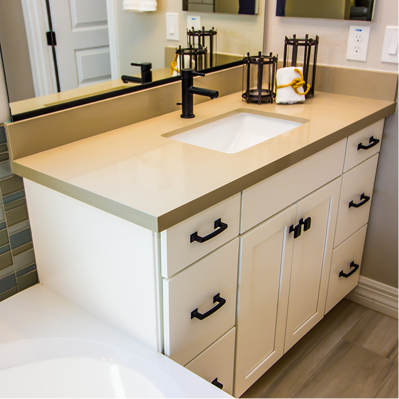 Bathroom Vanity Cabinet Shaker Style Wooden Kitchen and Bath Cabinet Supplier