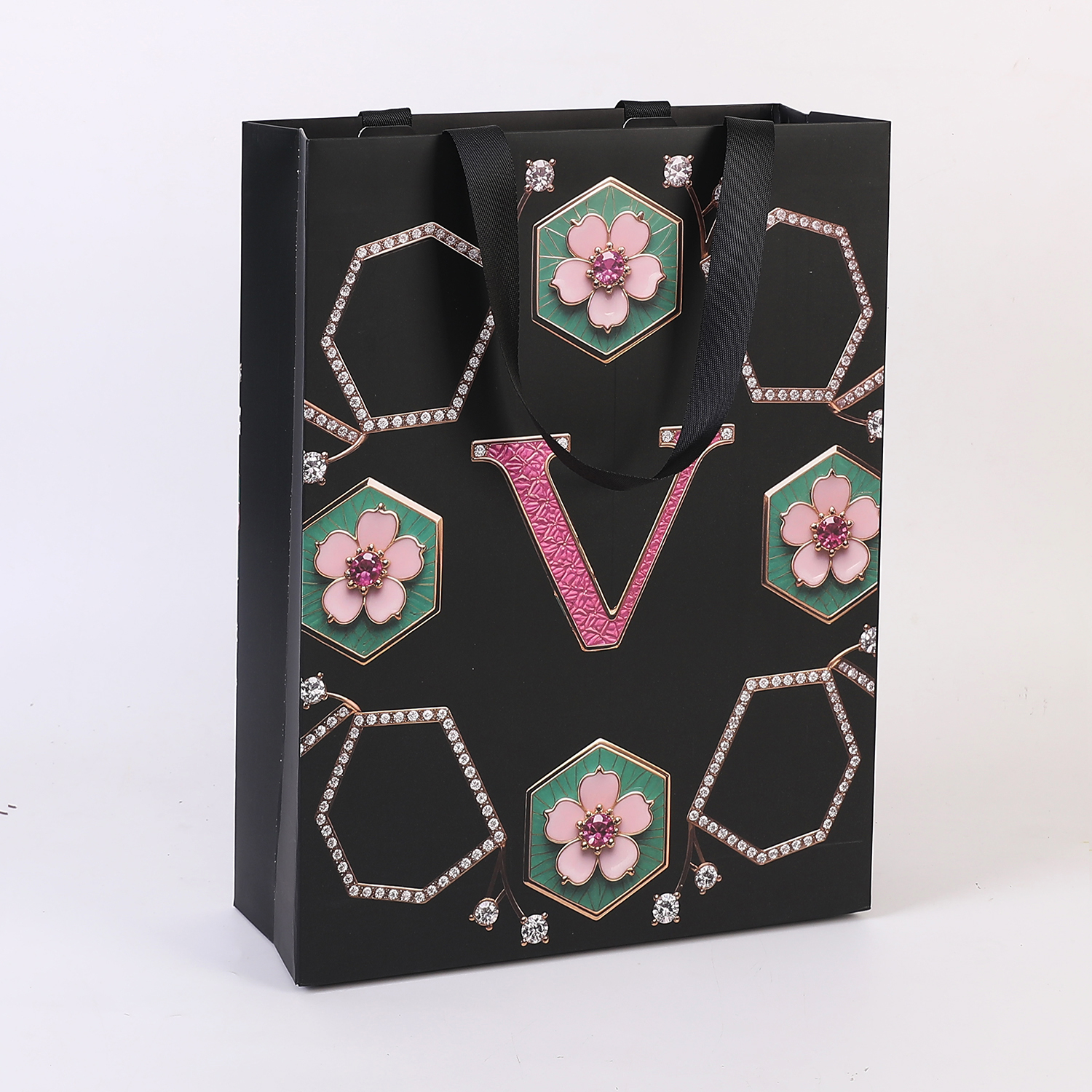 25*32*12cm Wholesale Eco-friendly FSC Paper Bag Custom Printed Flower Letter Gift Packaging Bags in Stock