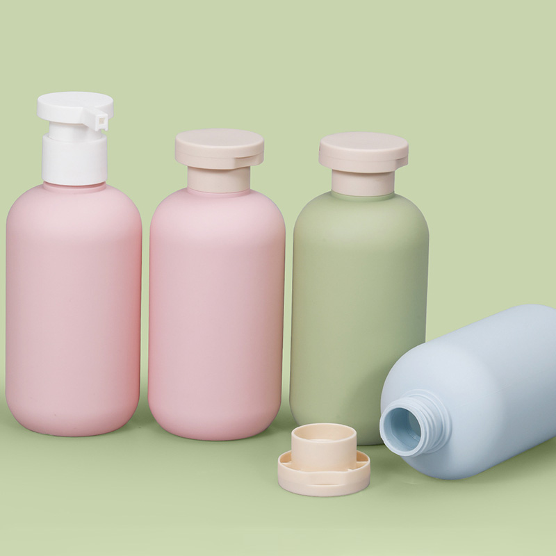 Custom Logo Soft Touch Matte Green HDPE Plastic Shampoo Bottle 200ml 300ml 500ml for Cosmetic Lotion Pump Bottle Packaging