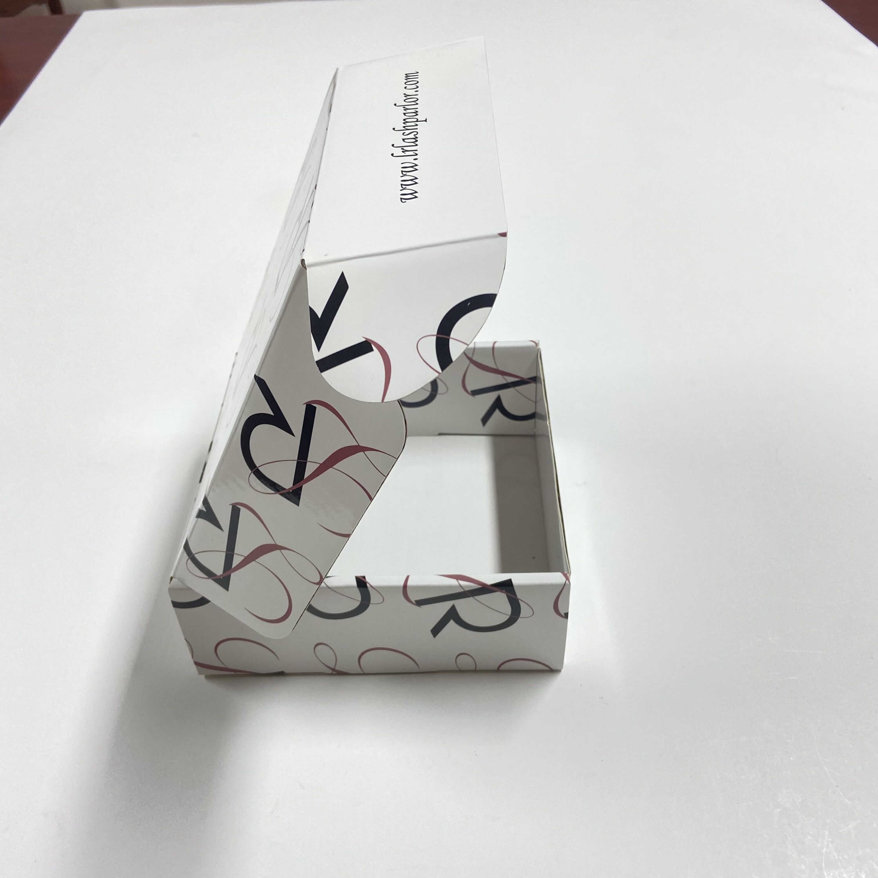 Custom Printed Logo Pink Corrugated Cardboard Cosmetic Wig Packaging Mailer Shipping Paper Gift Box