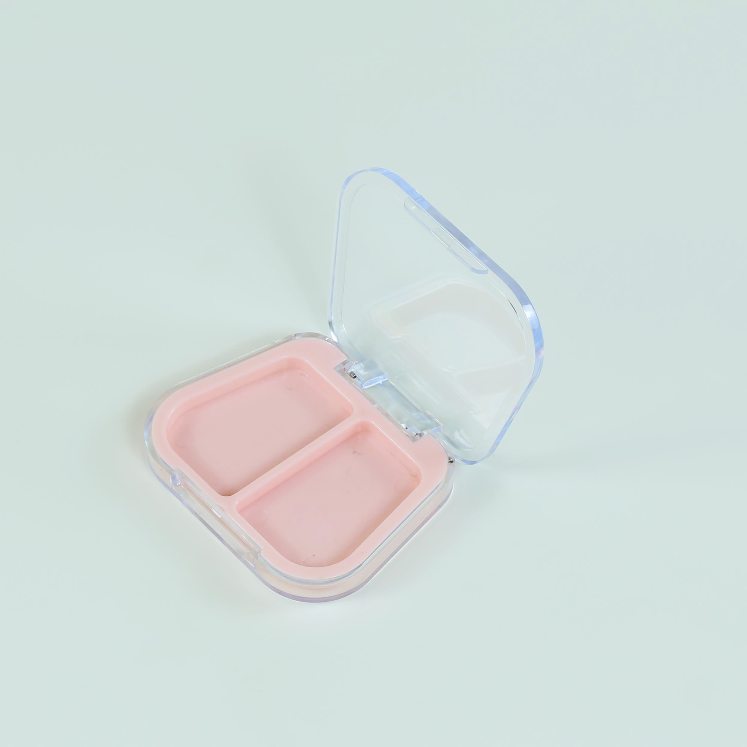 Pink Plastic Cosmetic Packaging Eyeshadow Empty Case Face Brusher Container