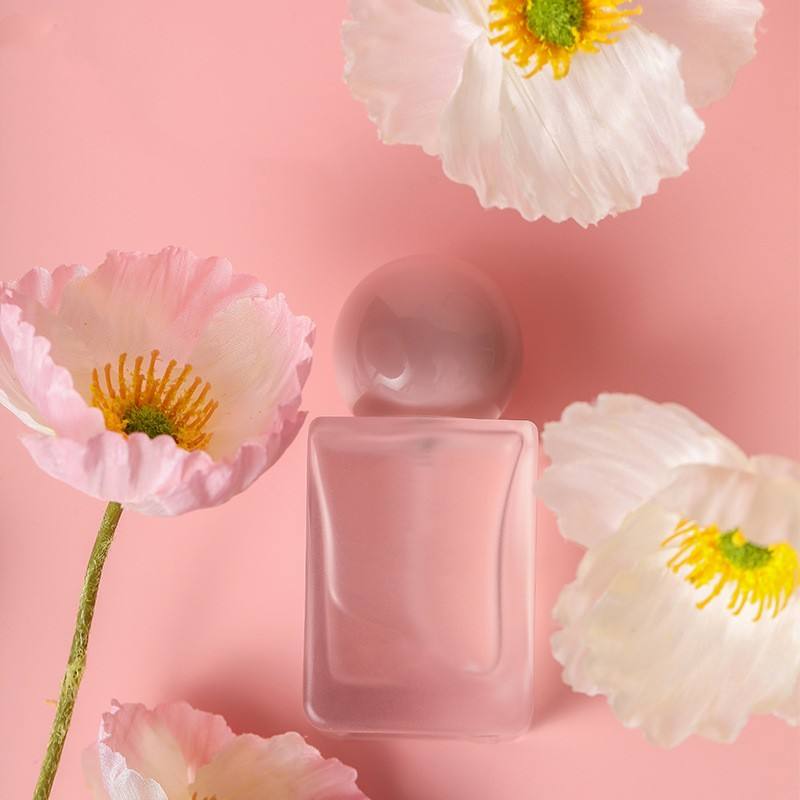 High End Cosmetic Packaging Bottle Refillable Perfume Bottle 50ML
