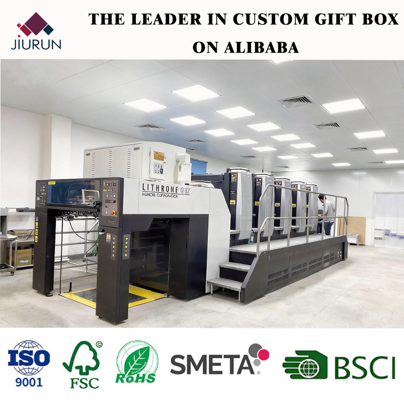 Custom Premium Folding Magnetic Gift Package Cardboard Paper Box Luxury Hoodie Shoes Clothes With Gold Stamping Logo