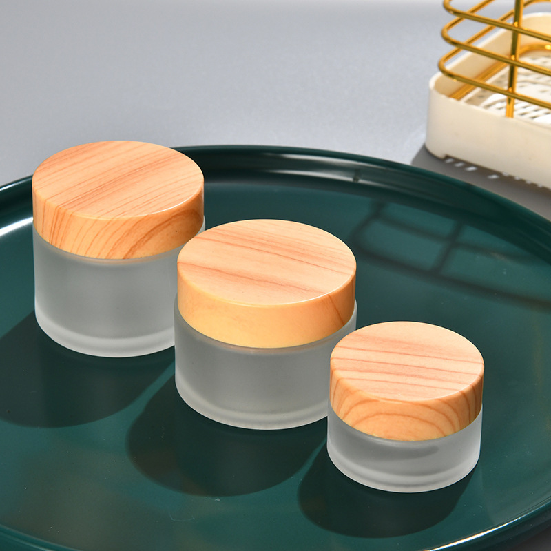 Factory Direct Cosmetic Glass Jar 10g 30g 50g 100g Cream Container Frosting Cosmetic Jar