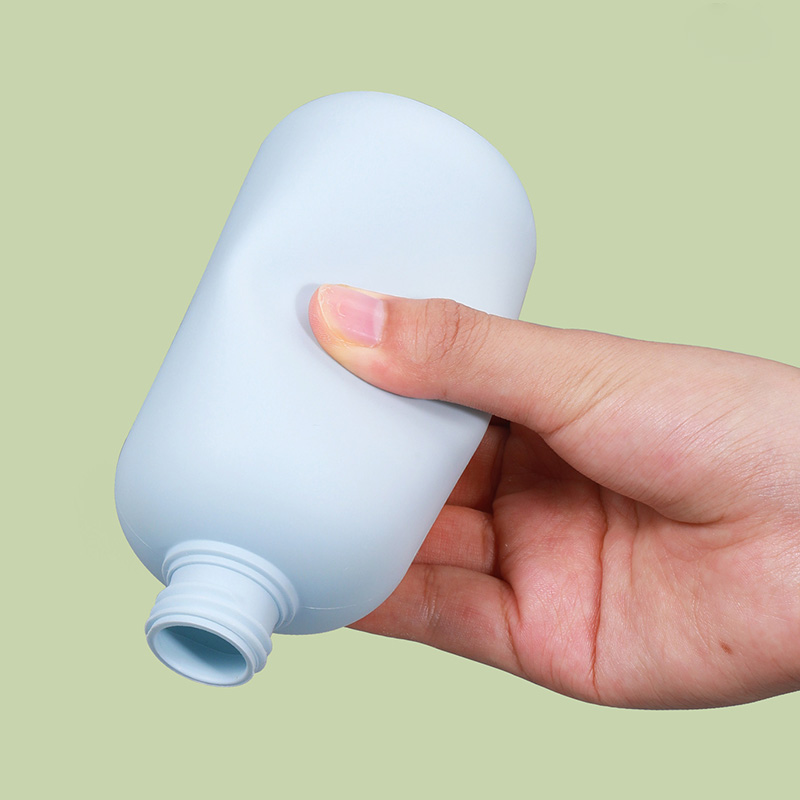 Custom Logo Soft Touch Matte Green HDPE Plastic Shampoo Bottle 200ml 300ml 500ml for Cosmetic Lotion Pump Bottle Packaging