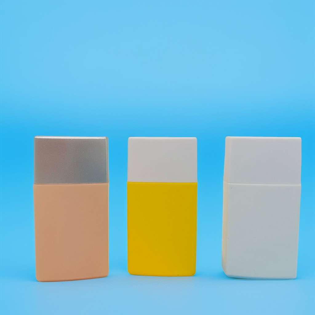 Skin Care Packaging Bottle Detail