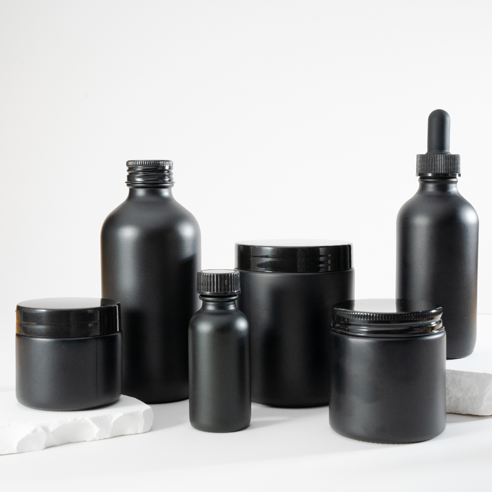 Green glass cosmetic set