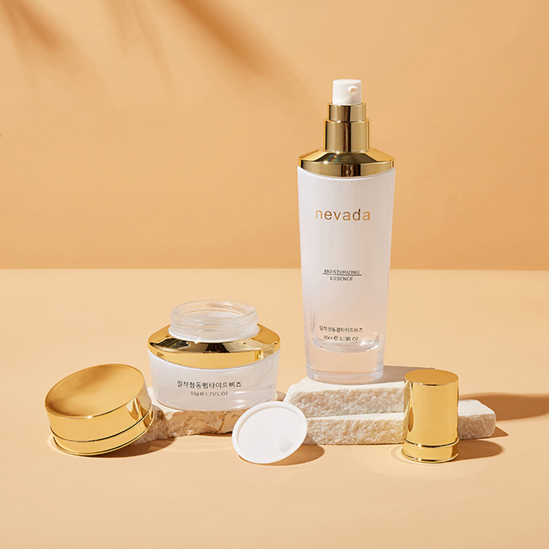 Portable Plated Glass Cosmetic Bottle Travel Size Lotion Bottle and Empty Skincare Container for Packaging Use
