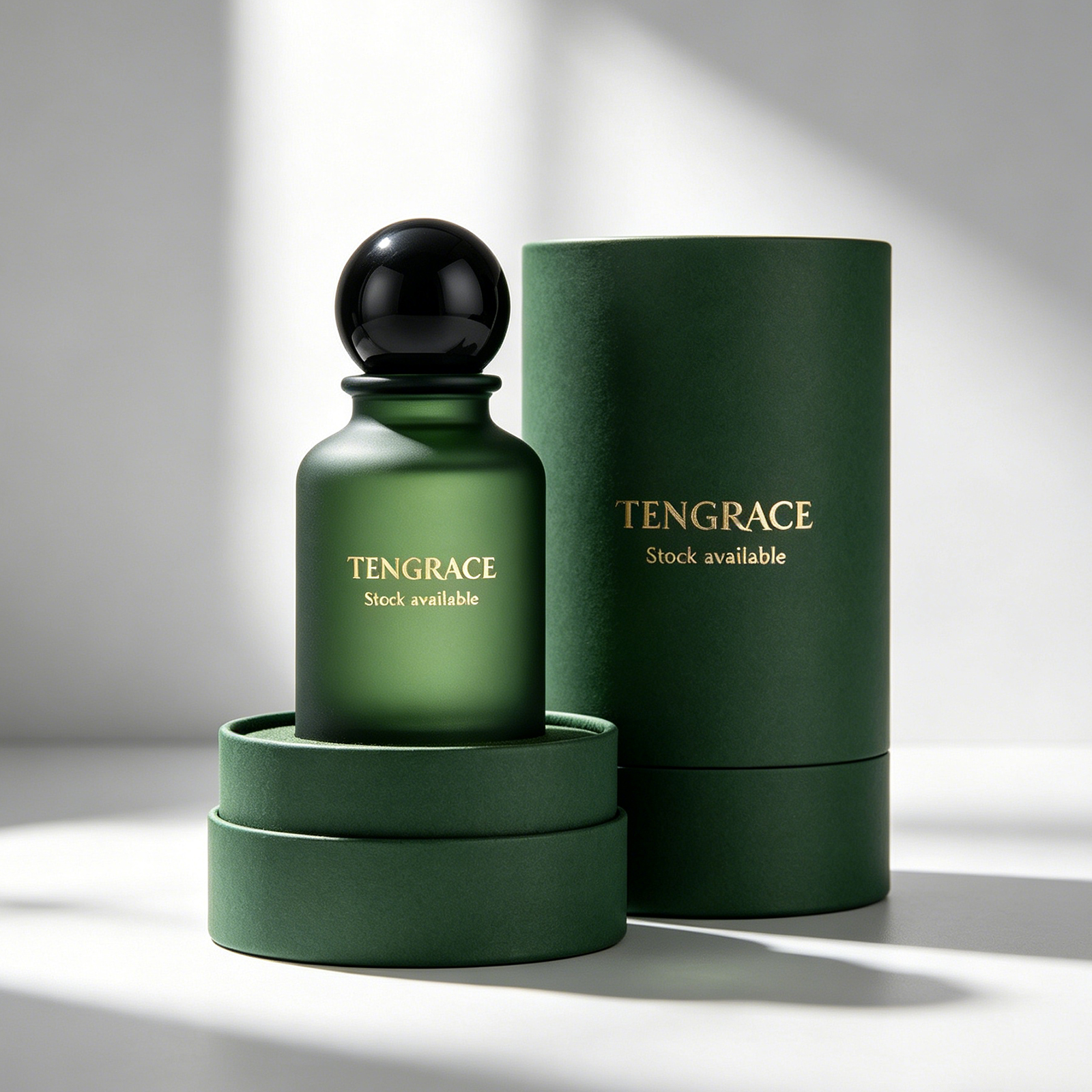 Luxury Empty Colorful Round Perfume Bottle 30ml 50ml 100ml Glass Crimp Bottle Hot Stamping Logo Customize Box With Magnetic Caps