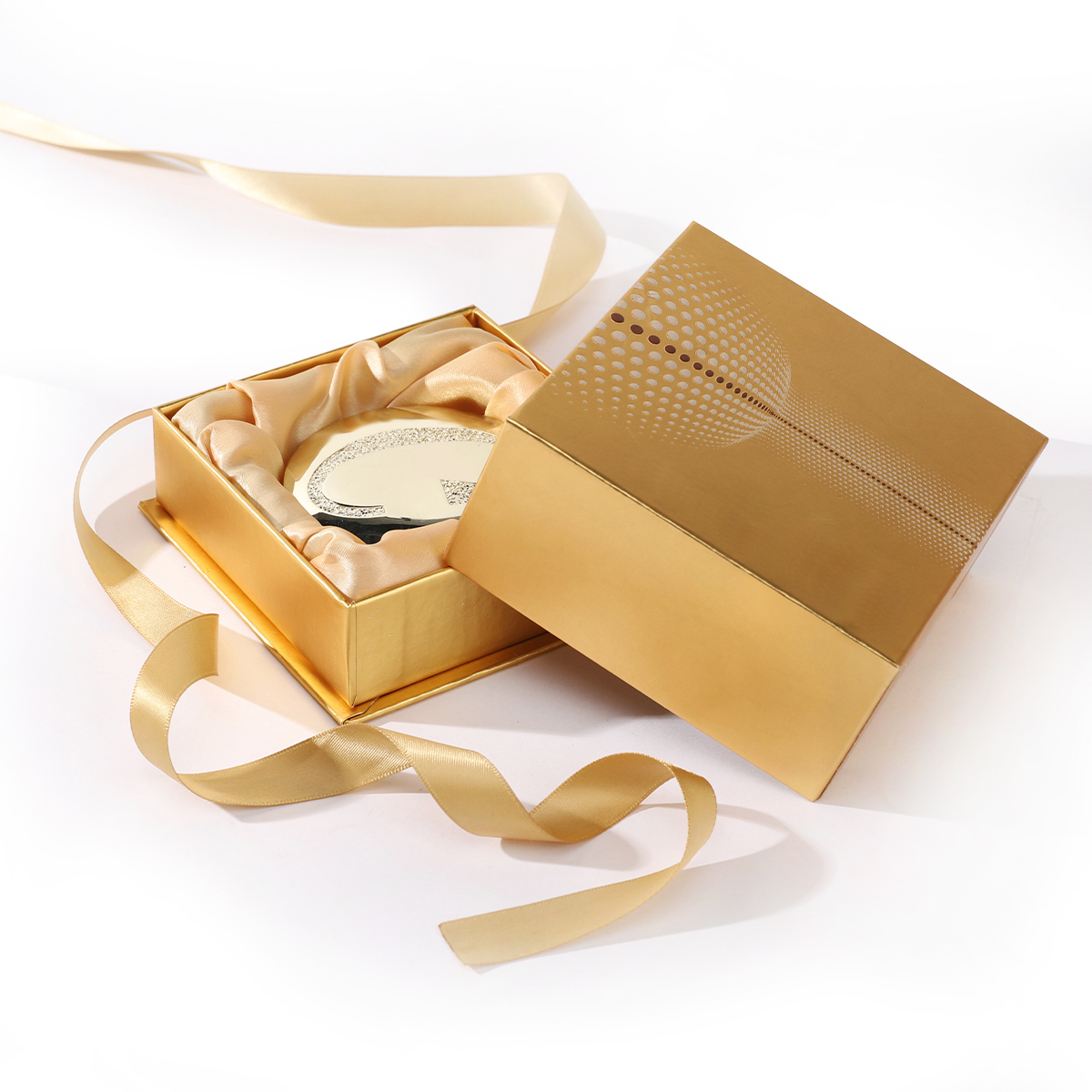Custom Cosmetic Organic Skincare Packaging Boxes Portable Women Cosmetic Box