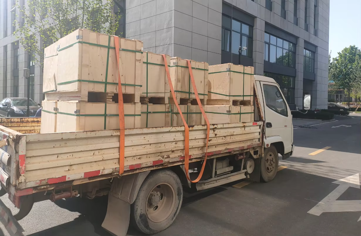 Protected Glass Sheets Corner Packing