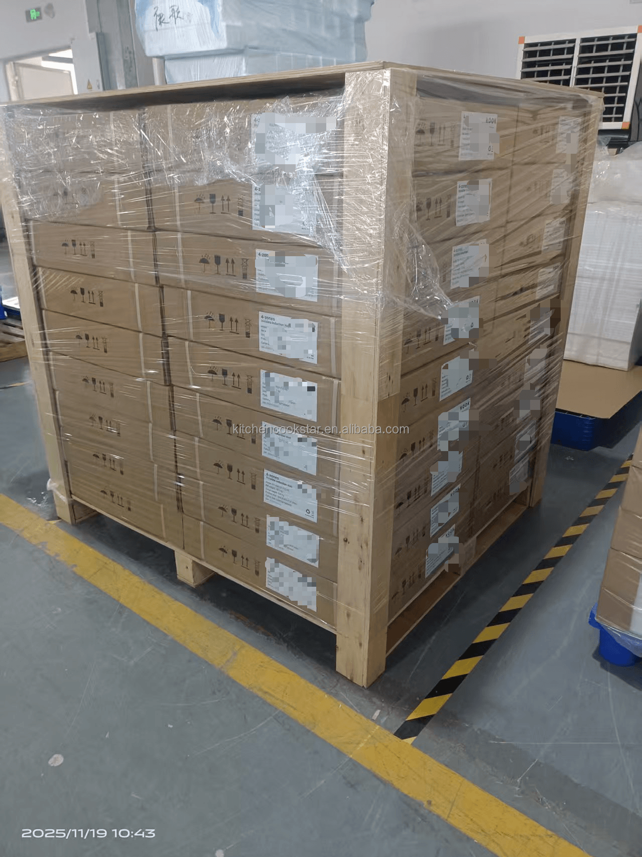 Shipping pallet layout