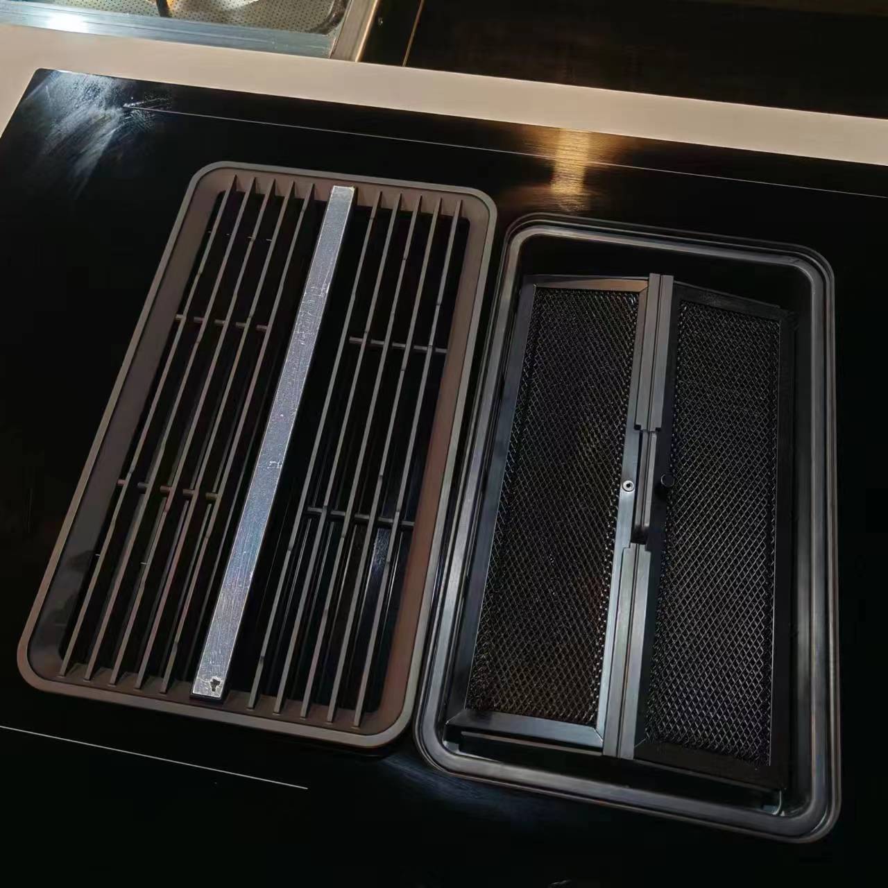 7200W Built-in Induction Cooktop with Integrated Extractor Hob - High Efficiency and Safety Features