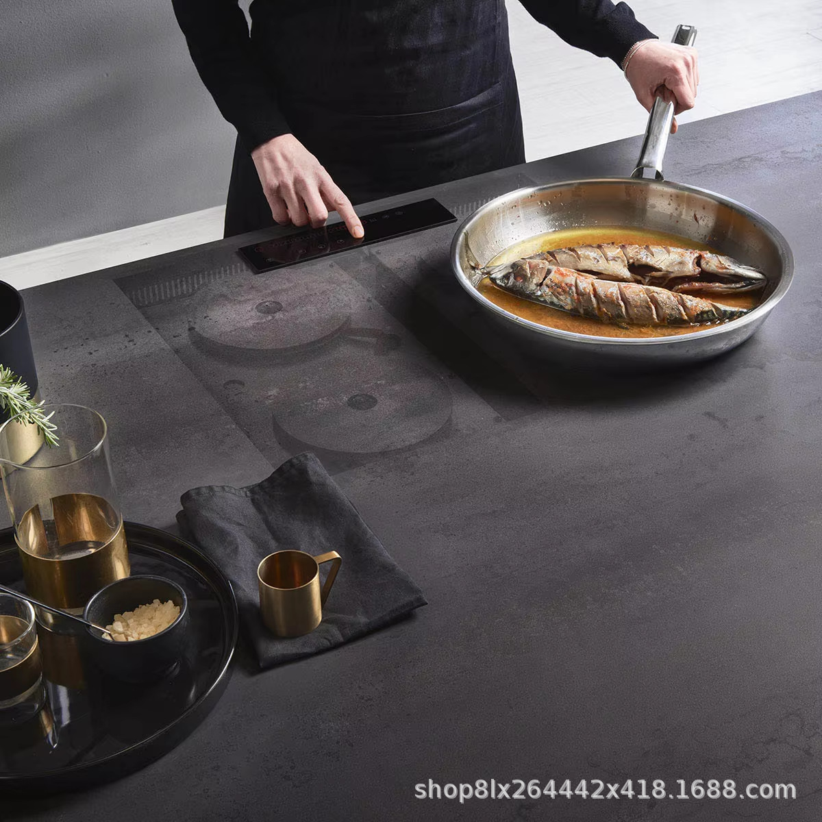Induction Cooker Detail 5