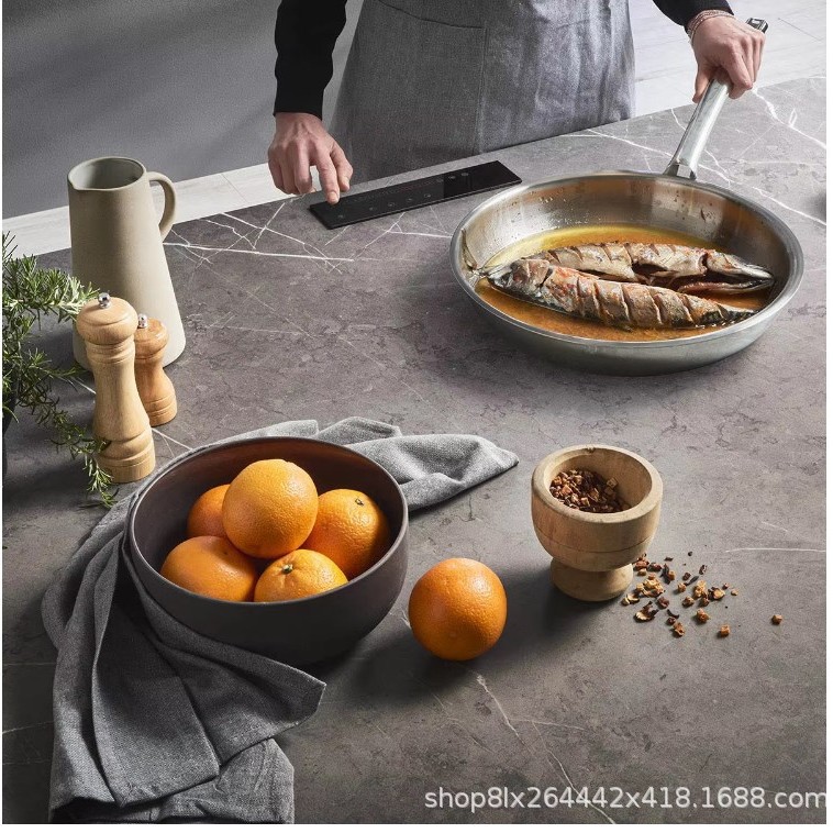 Induction Cooker Detail 4
