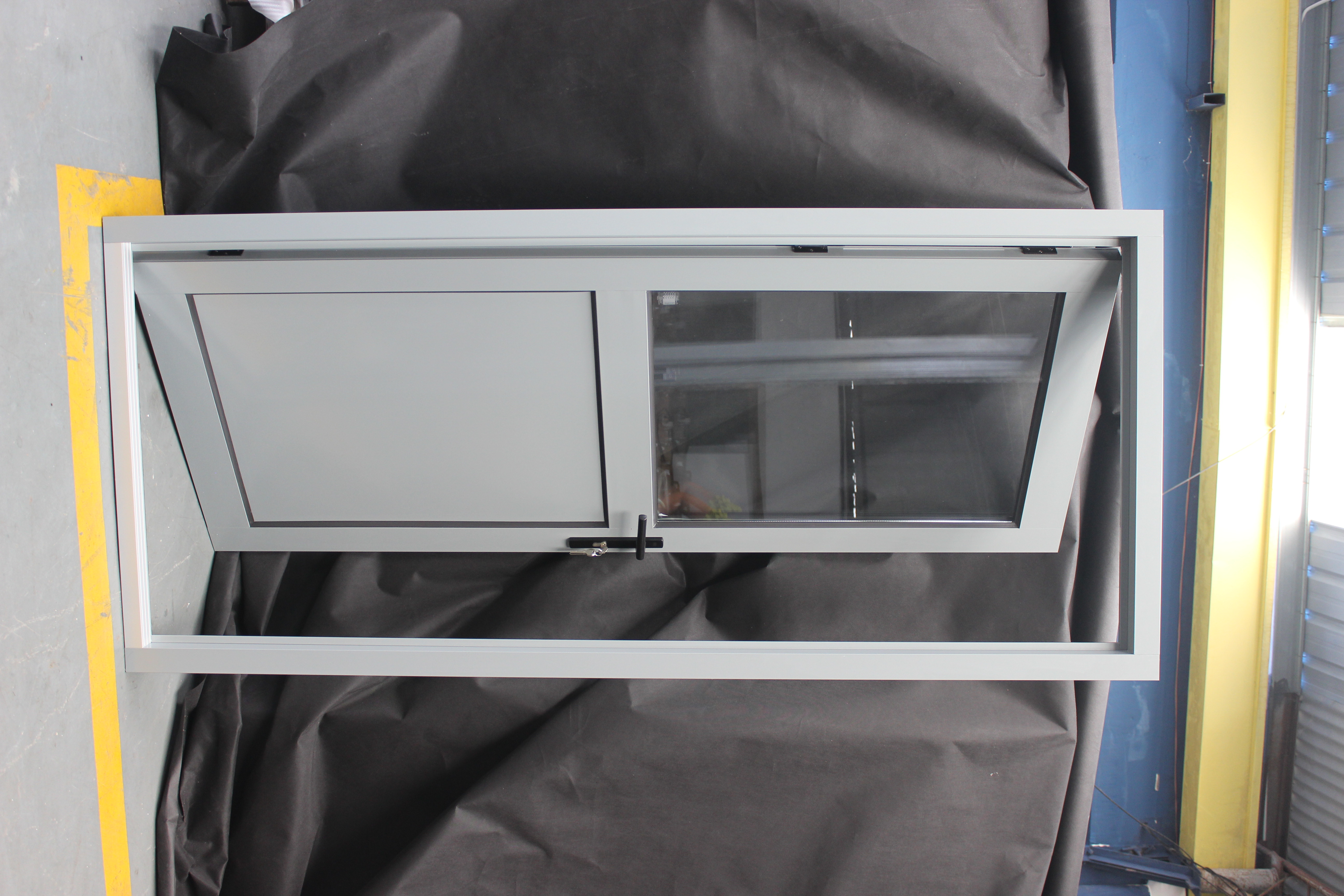 Superhouse Premium Aluminum Interior Casement Door with Sound Insulation  for High End Home and Villa Decoration