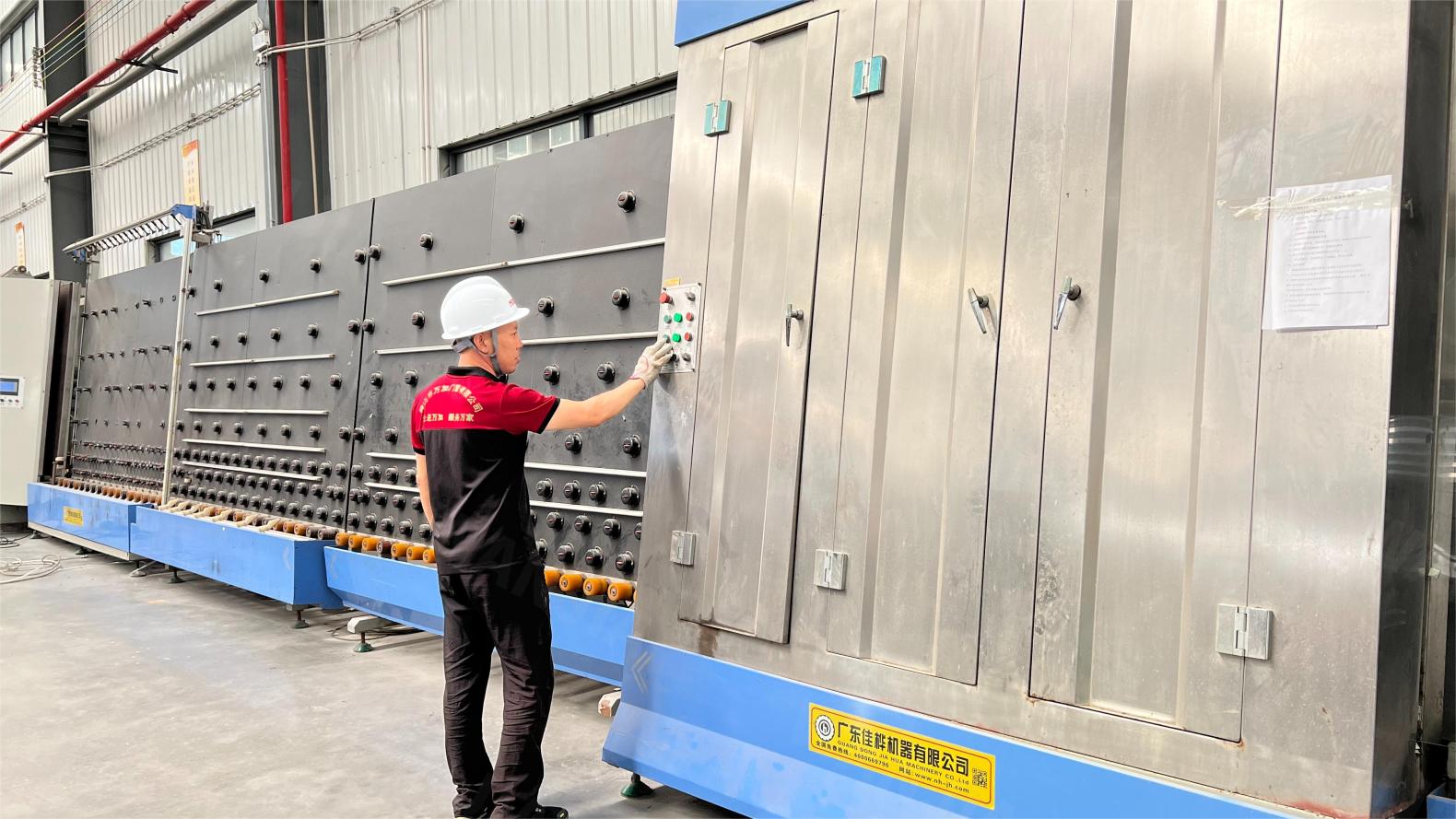Ultrasonic Glass Surface Cleaning Before Glazing Line Assembly