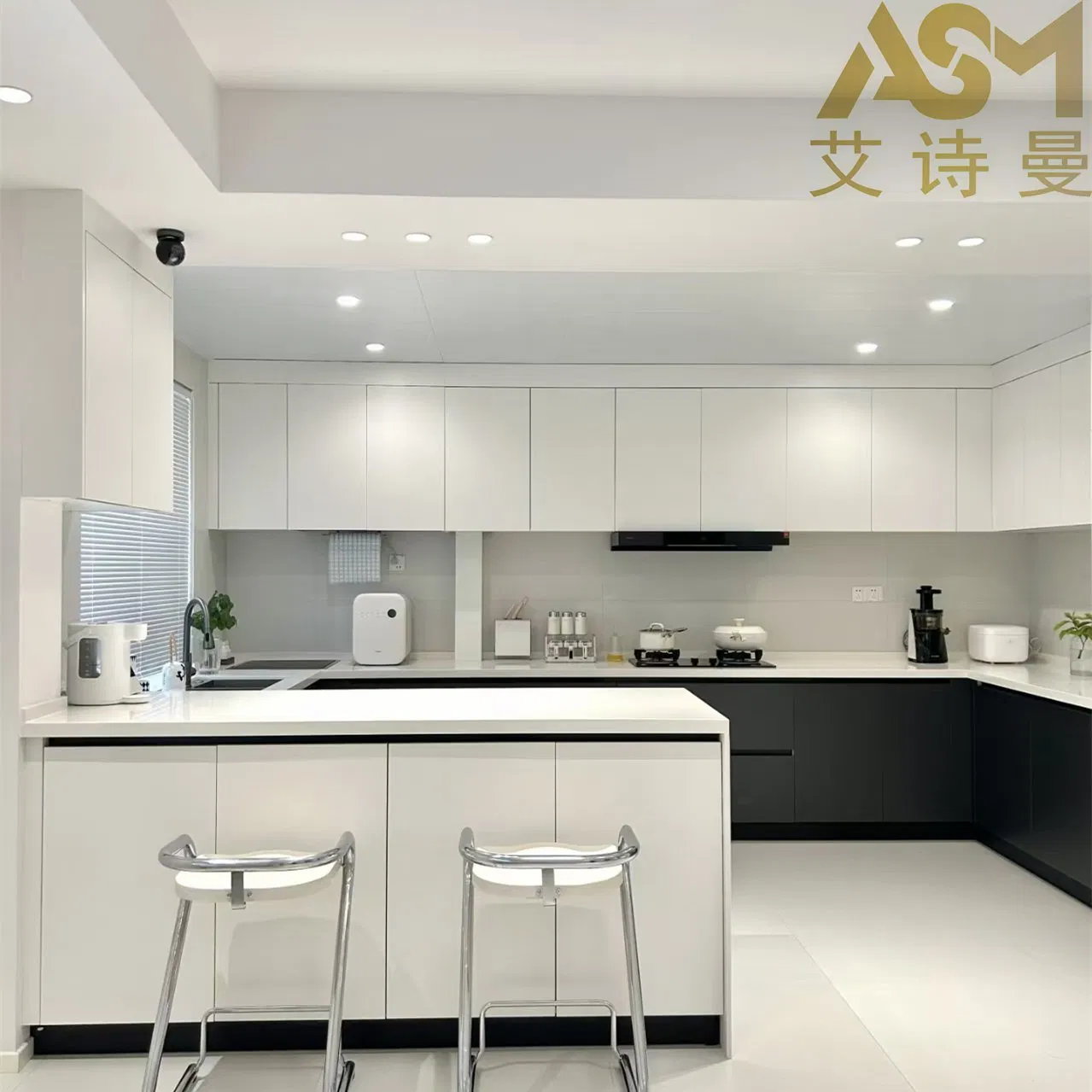 China Manufacturers Wholesale Factory Kitchen Furniture Modular Kitchen Cabinet Accessories Modular Wood Solid Wood Kitchen Cabinet