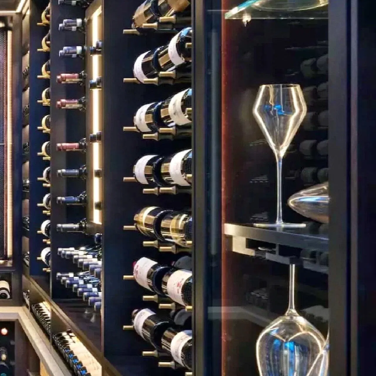 Premium Walk-in Wine Cellar with Durable Stainless Steel Design