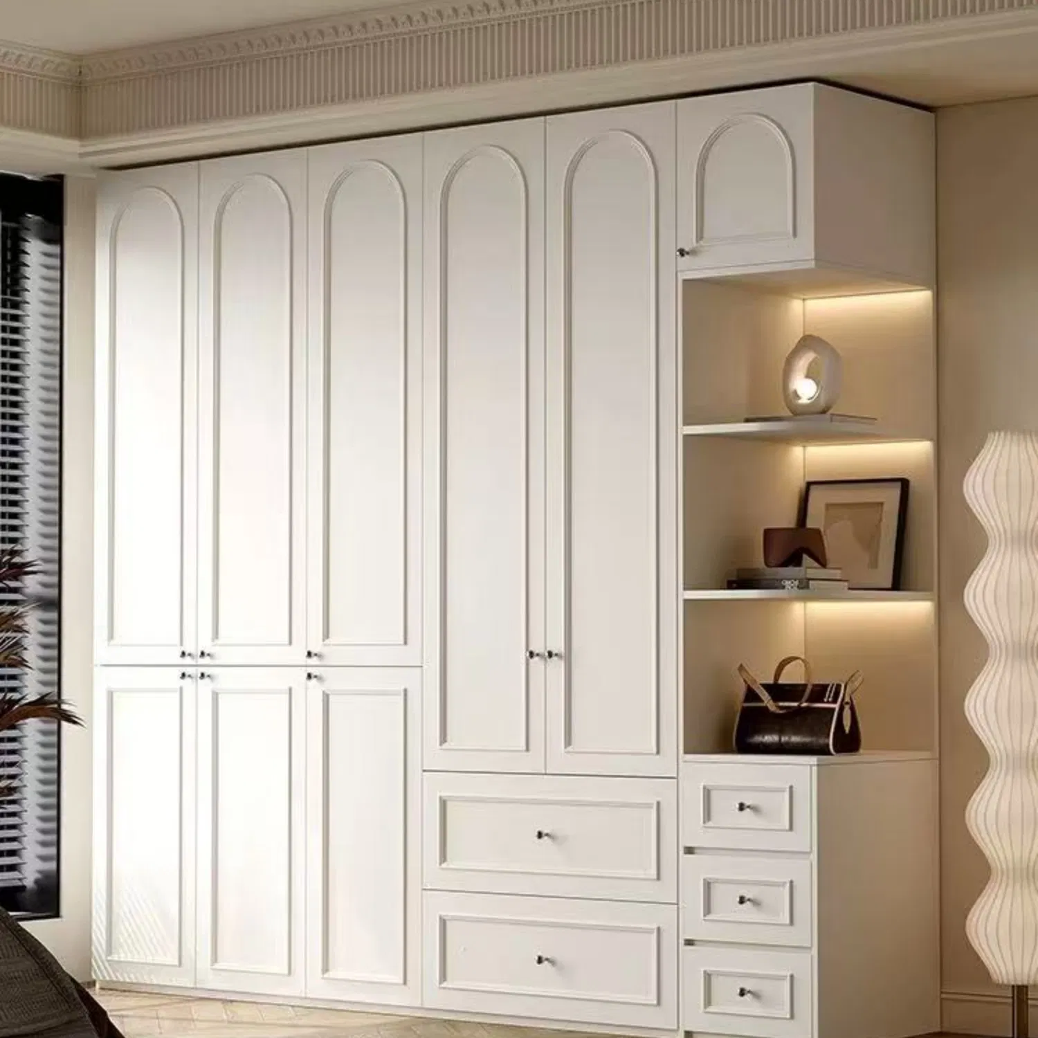 Premium Custom Bedroom Wardrobe Closet Versatile Metal and Plastic Wardrobe Cabinet Suitable for Hotel Rooms with Wheels for Easy Sliding Doors