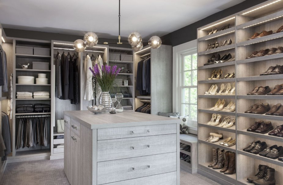 U-Shaped Modern Melamine Linen Cabinets Plywood Layerwalk in Closet Bedroom Wardrobe Design