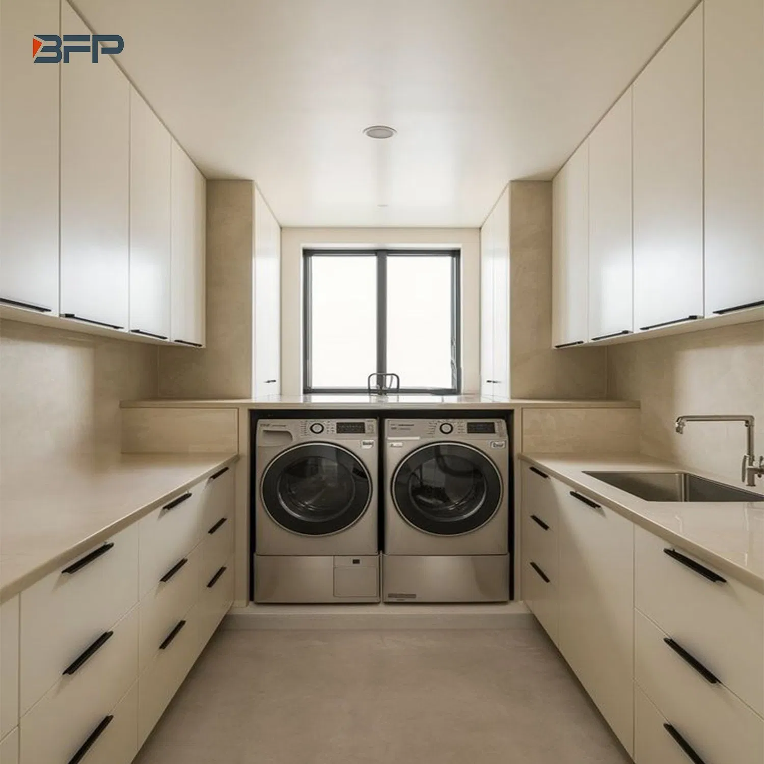 Walk in Laundry Room Cabinet Customized Classic Modern Style