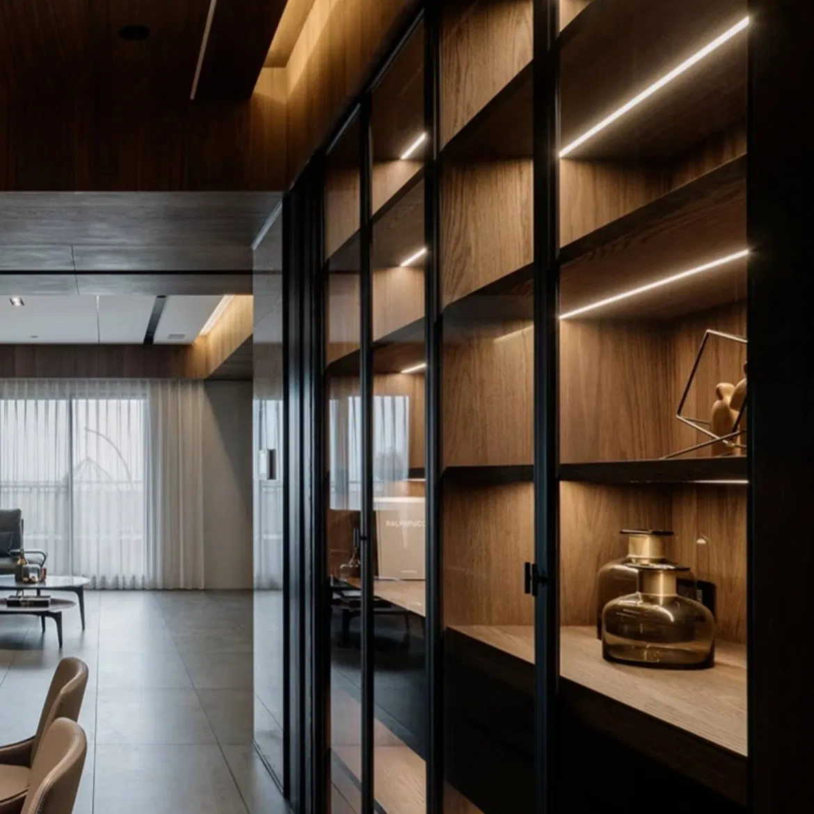 Aluminum Cabinet LED Wine/Wardrobe/Bar Light Can Be Customized to Any Length