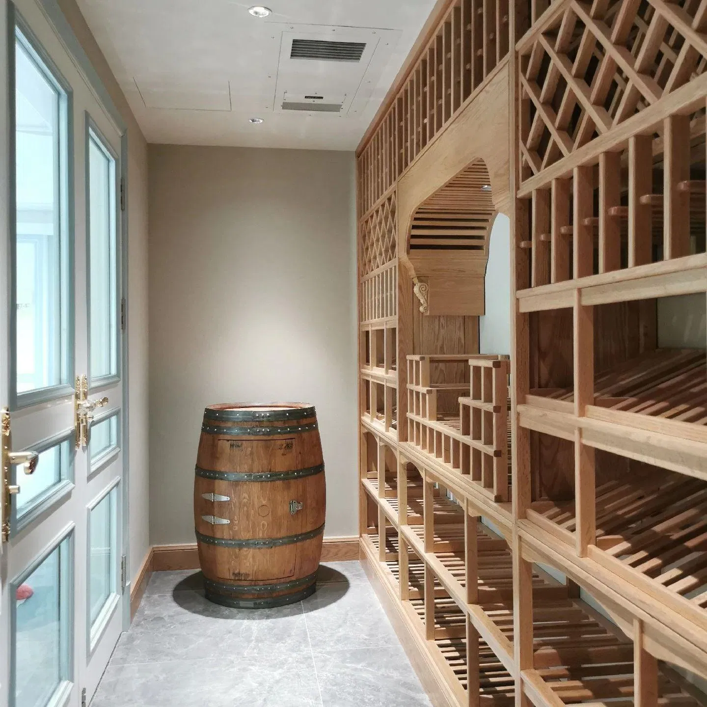 Stainless Steel Walk-in Wine Cellar with High-End Customizable Options