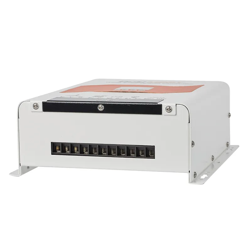 Solar System Wind Solar Hybrid Charge Controller Details 7