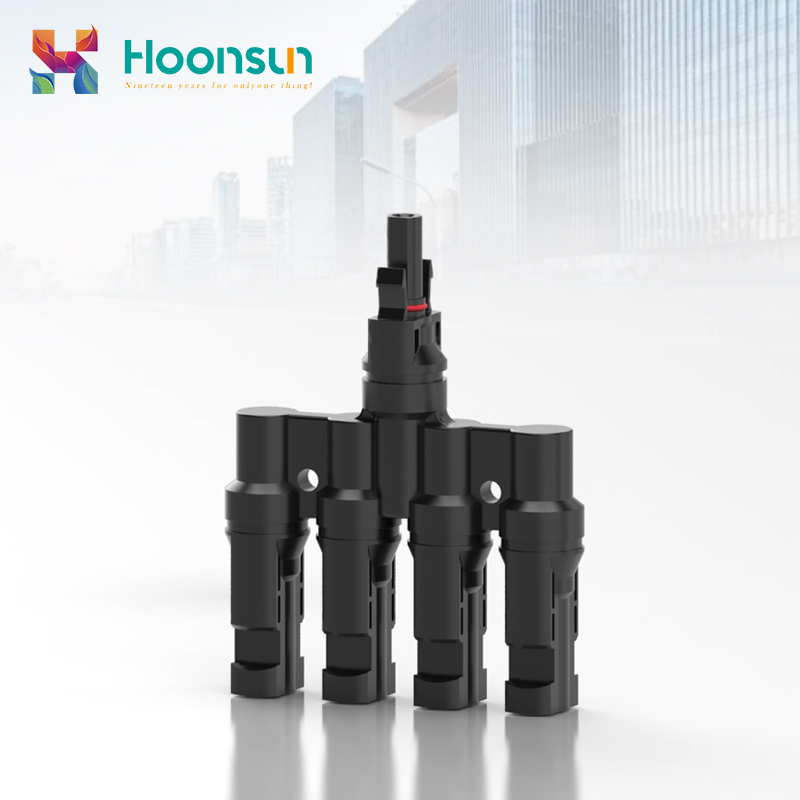Waterproof Photovoltaic Cell IP68 DC 1000V 63 a Electrical Solar Cable Connector for Solar System Connection