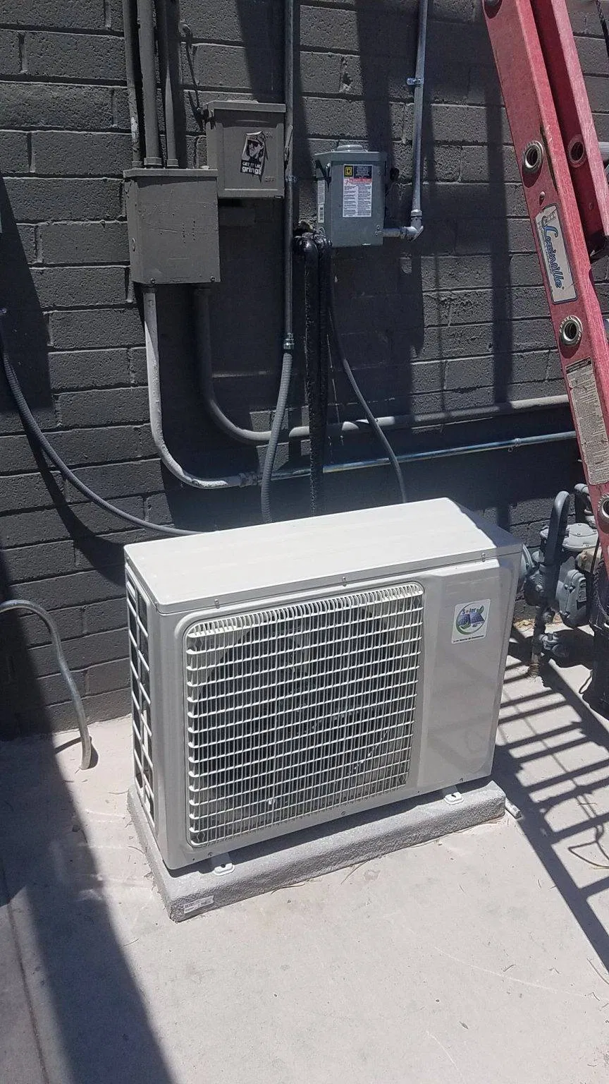 High-Quality DC Solar Air Conditioner Split 48V DC Solar Air Conditioner Window Solar Air Conditioner