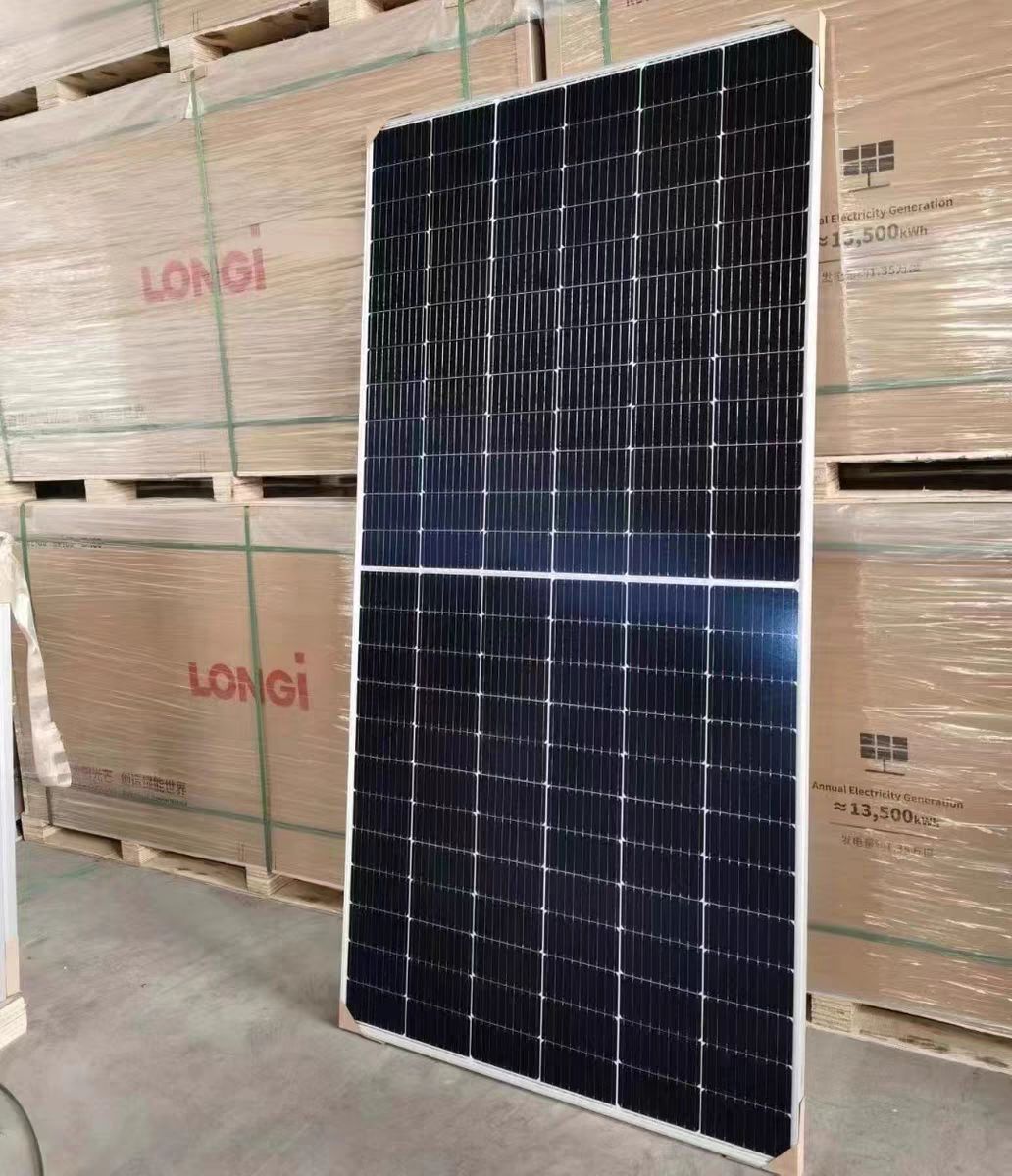 Solar Panel Price with 30 Years Warranty for Sale