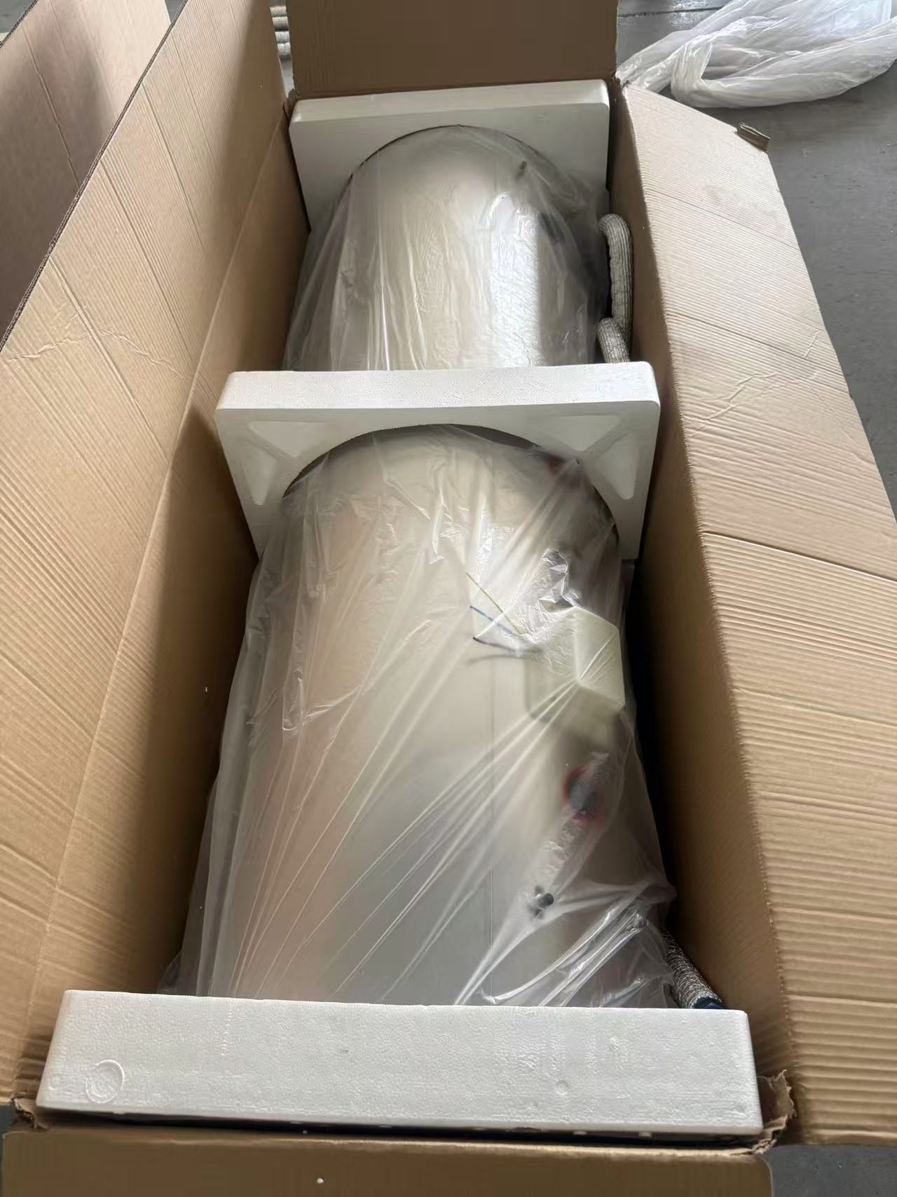 Popular Product 300L Flat Panel Solar Water Heater for Outdoor Safe and Comfortable Hot Water Heating Thermal Roof System