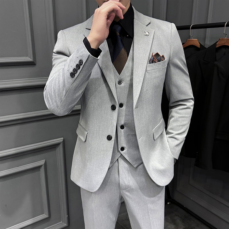 2025 High Quality Professional Customized Elegant Men's 3 Pieces Suit Blazer