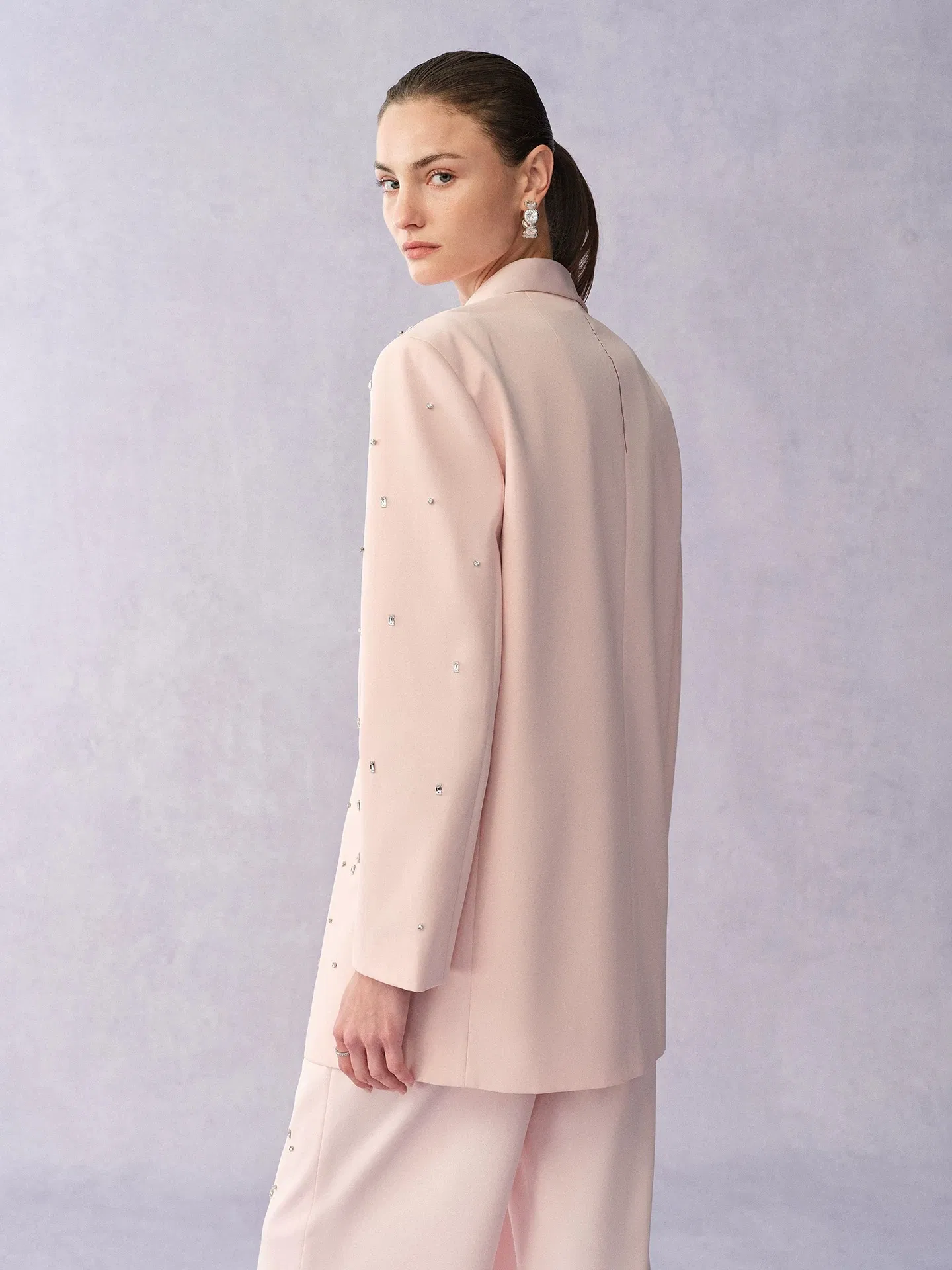 Luxury Manufacturer Shoulder Pad Ironing Beads Design Blazer for Woman Spring Summer Wear Women Suit Blazer Jacket