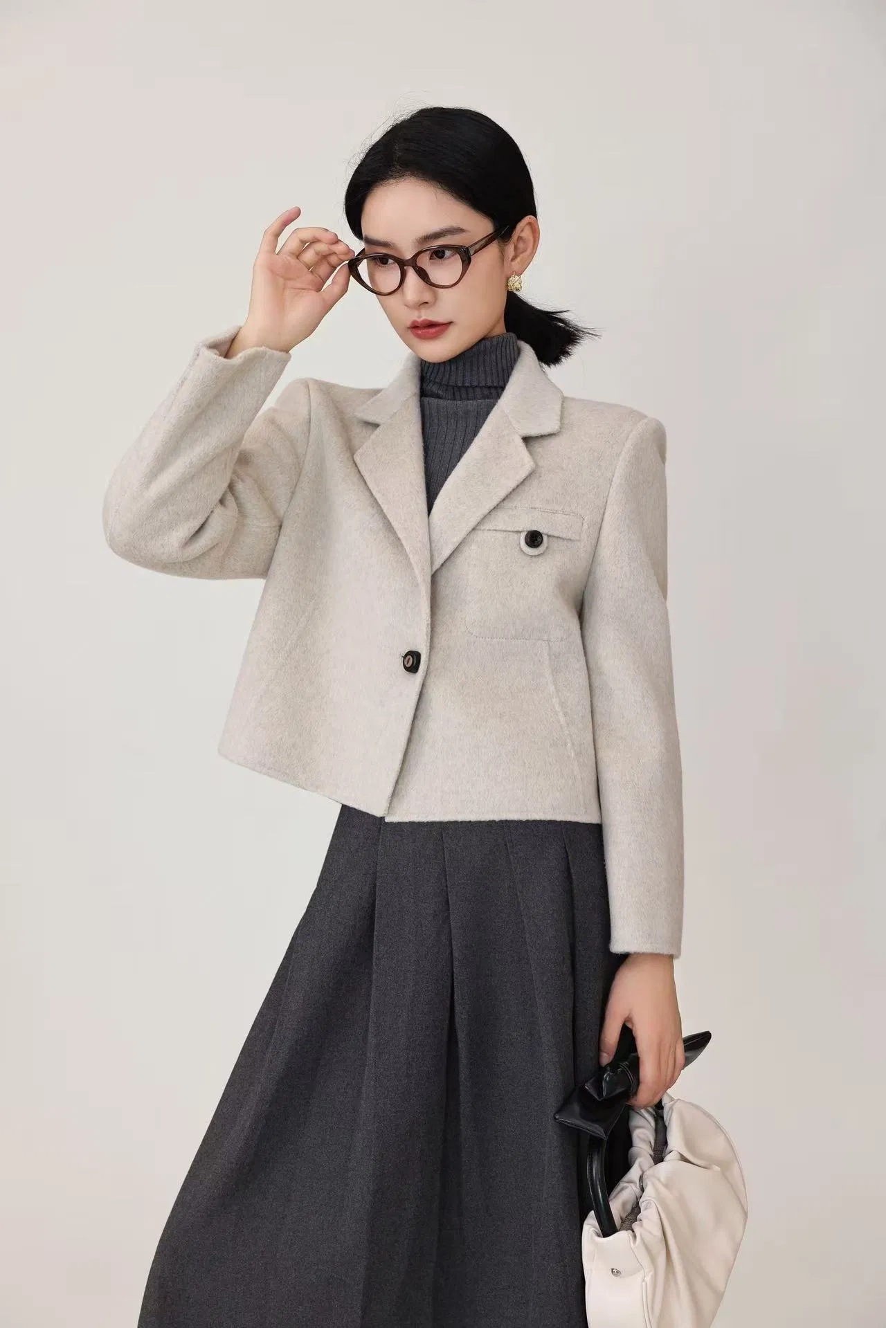 Luxury Women Winter Coat Detail