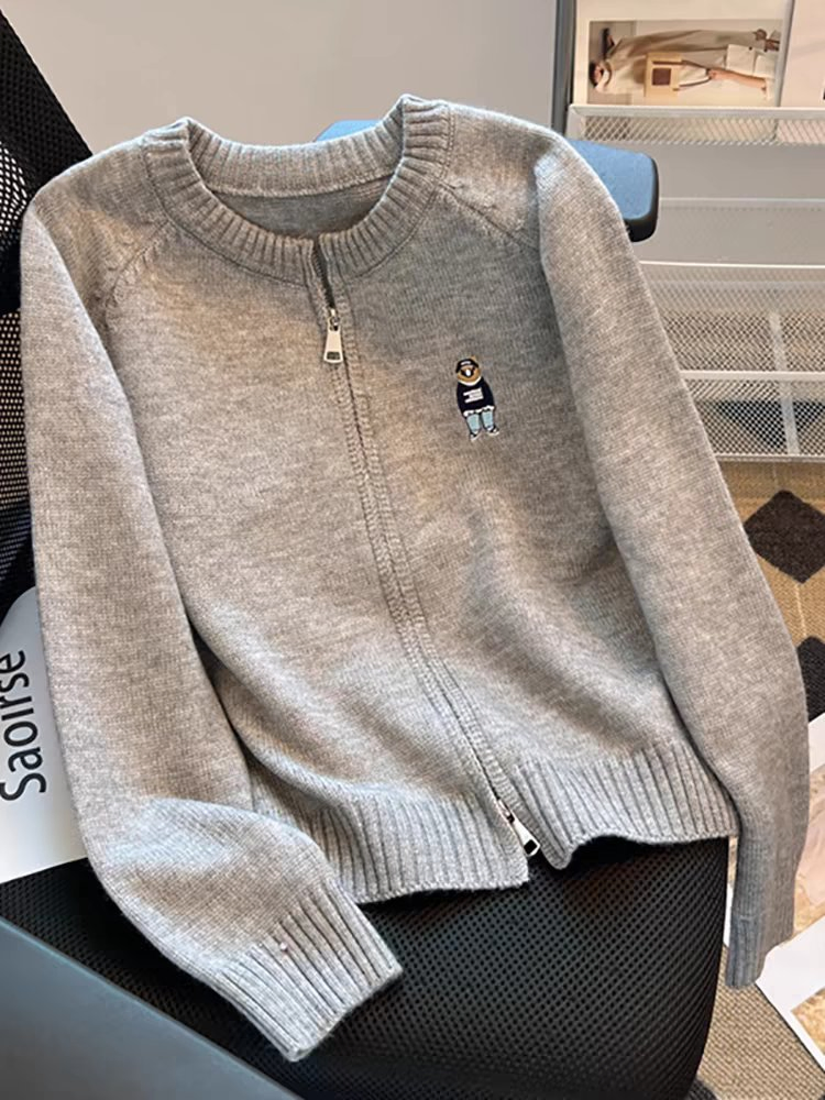 2024 Autumn Embroidered Cardigan for Women