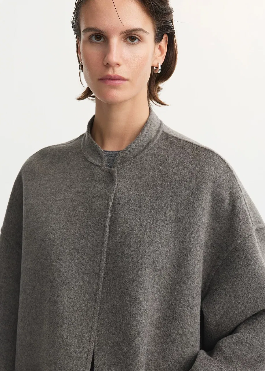 High-End Manufacturer-Customized Winter Fashion Medium-Sized Jacquard Inside Design Women's Cashmere and Double Face Wool Coat with Wide Sleeves Clothing