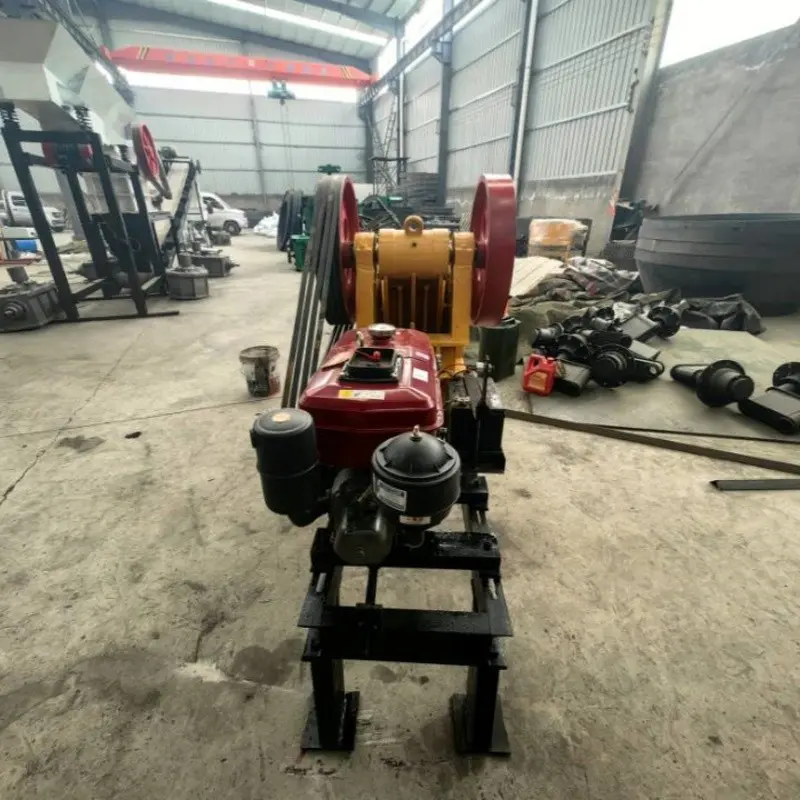 China Stone crushing machine diesel engine jaw crusher Products, Exporters