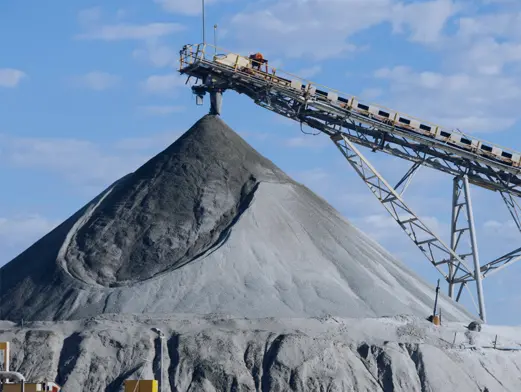 Ascend mobile crushing plant in field operation demonstrating robust engineering design