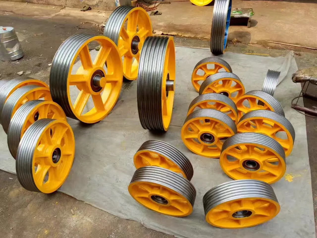 Marketing Selling Elevator Spare Parts Deflector Sheave with Shaft Base