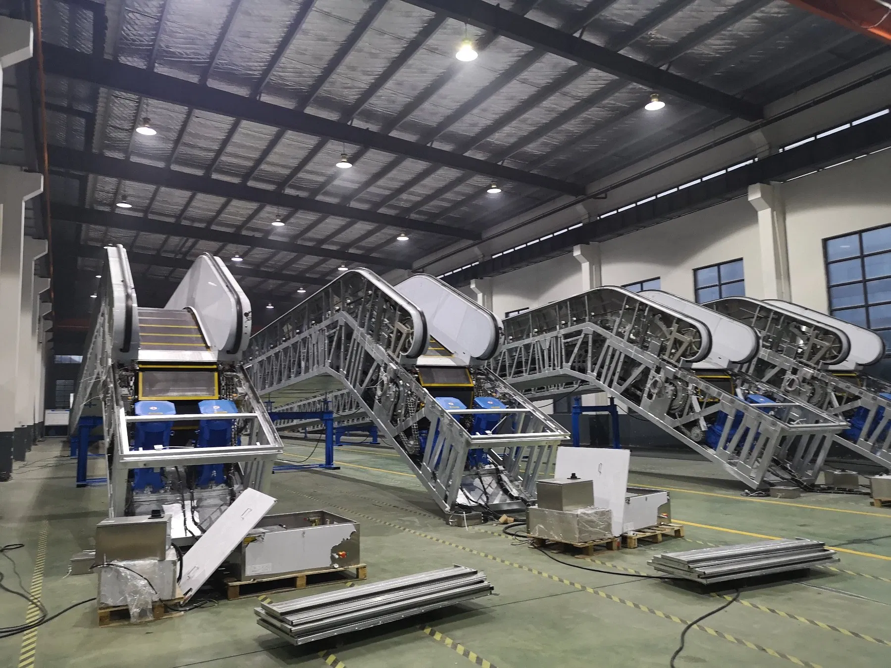 Indoor Commercial Supermarket Shopping Cart Moving Stairs Escalator