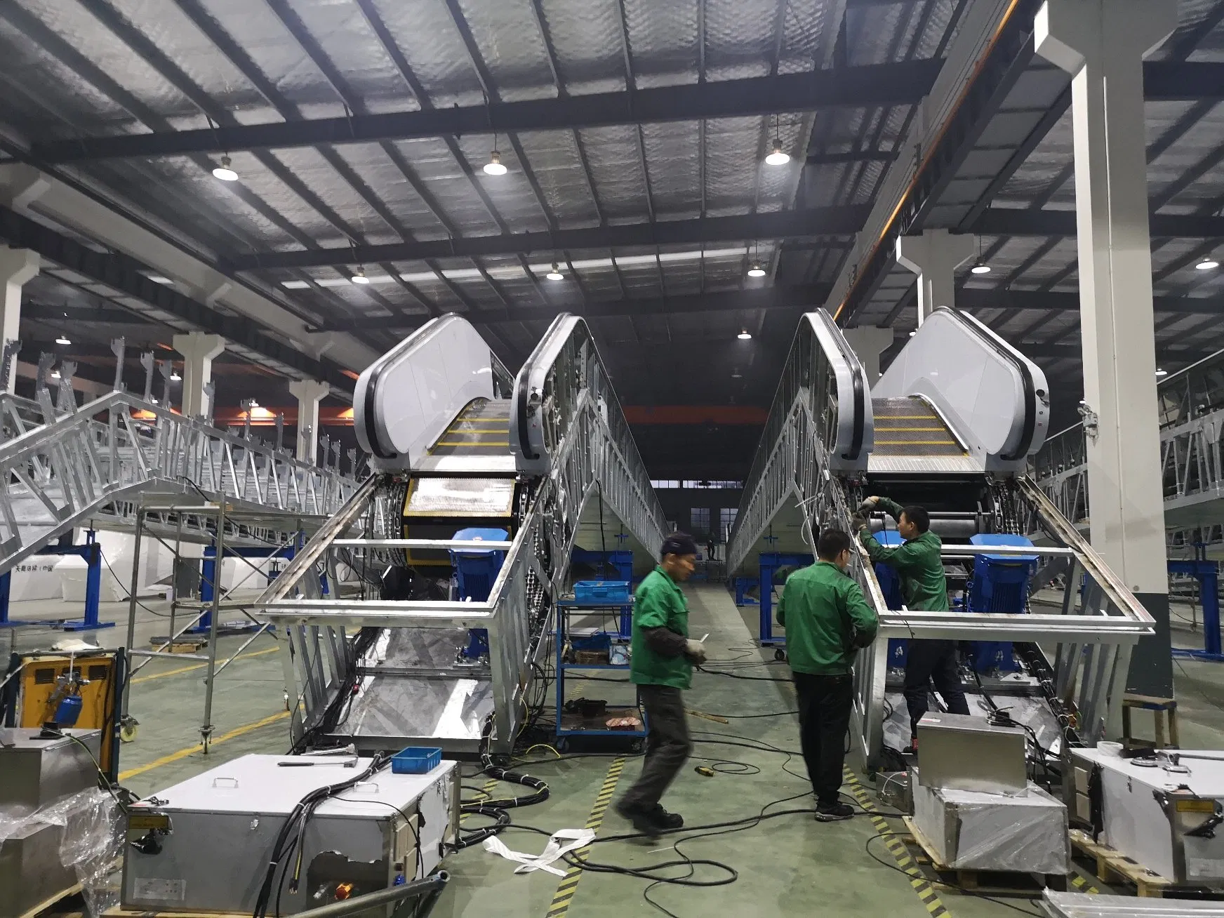 Indoor Commercial Supermarket Shopping Cart Moving Stairs Escalator