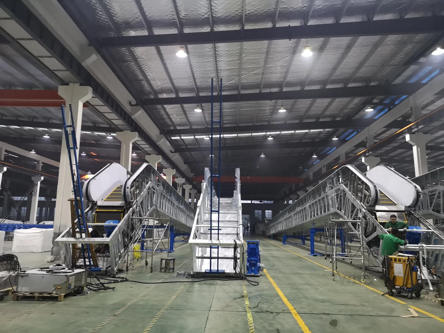 Indoor Commercial Supermarket Shopping Cart Moving Stairs Escalator