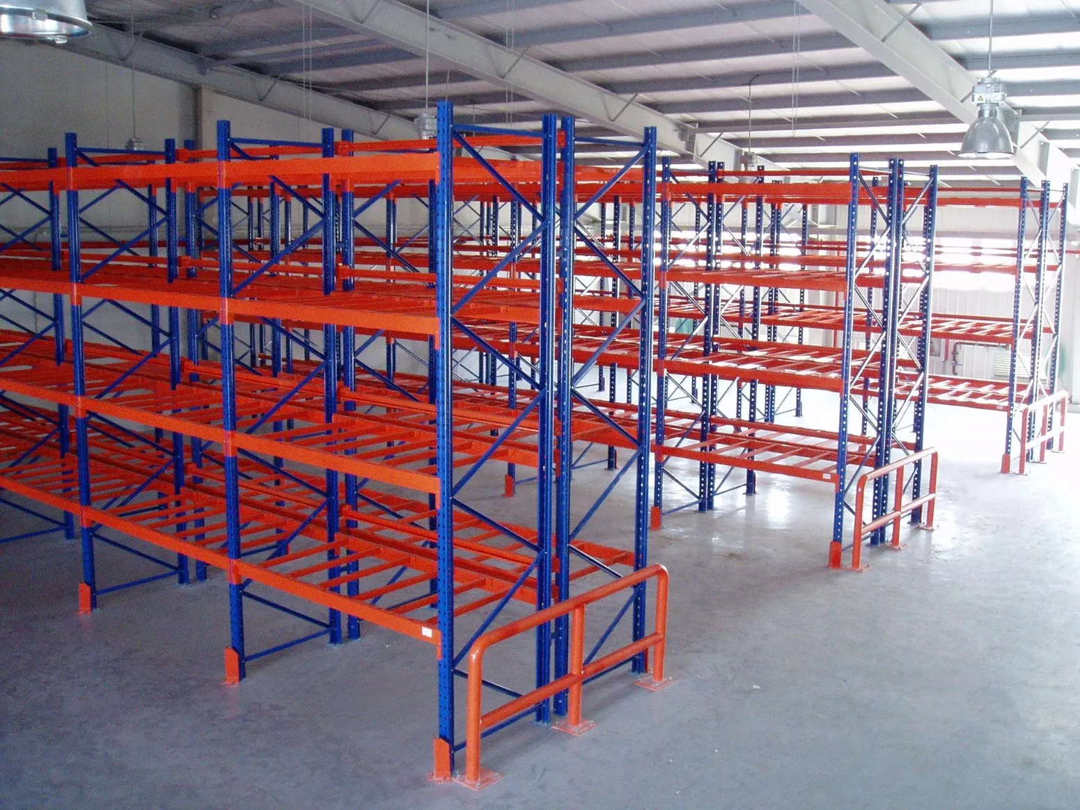 75mm Pitch Dexion Hole Type Upright and 50.8mm Pitch Teardrop Upright Heavy Duty Pallet Rack for Storage
