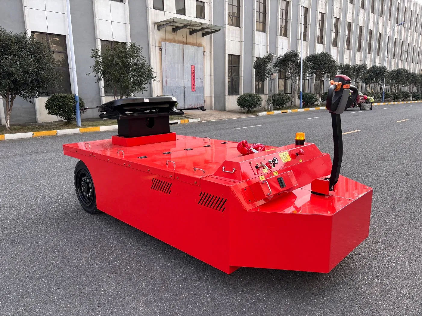 Electric Baggage Tow Tractor Cargo Battery Powered Car Carts