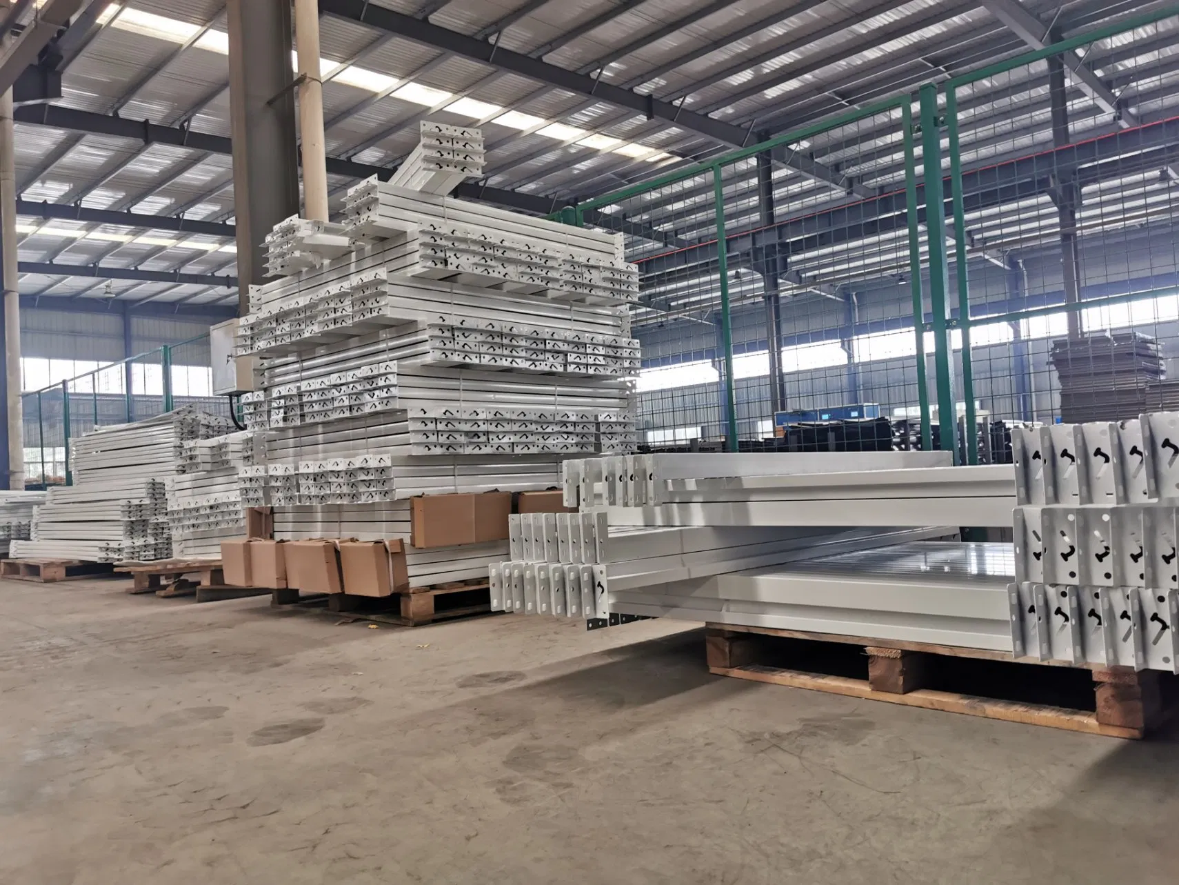 Open Steel Xinke Protective Film and Carton Flow Racks Adjustable Rack